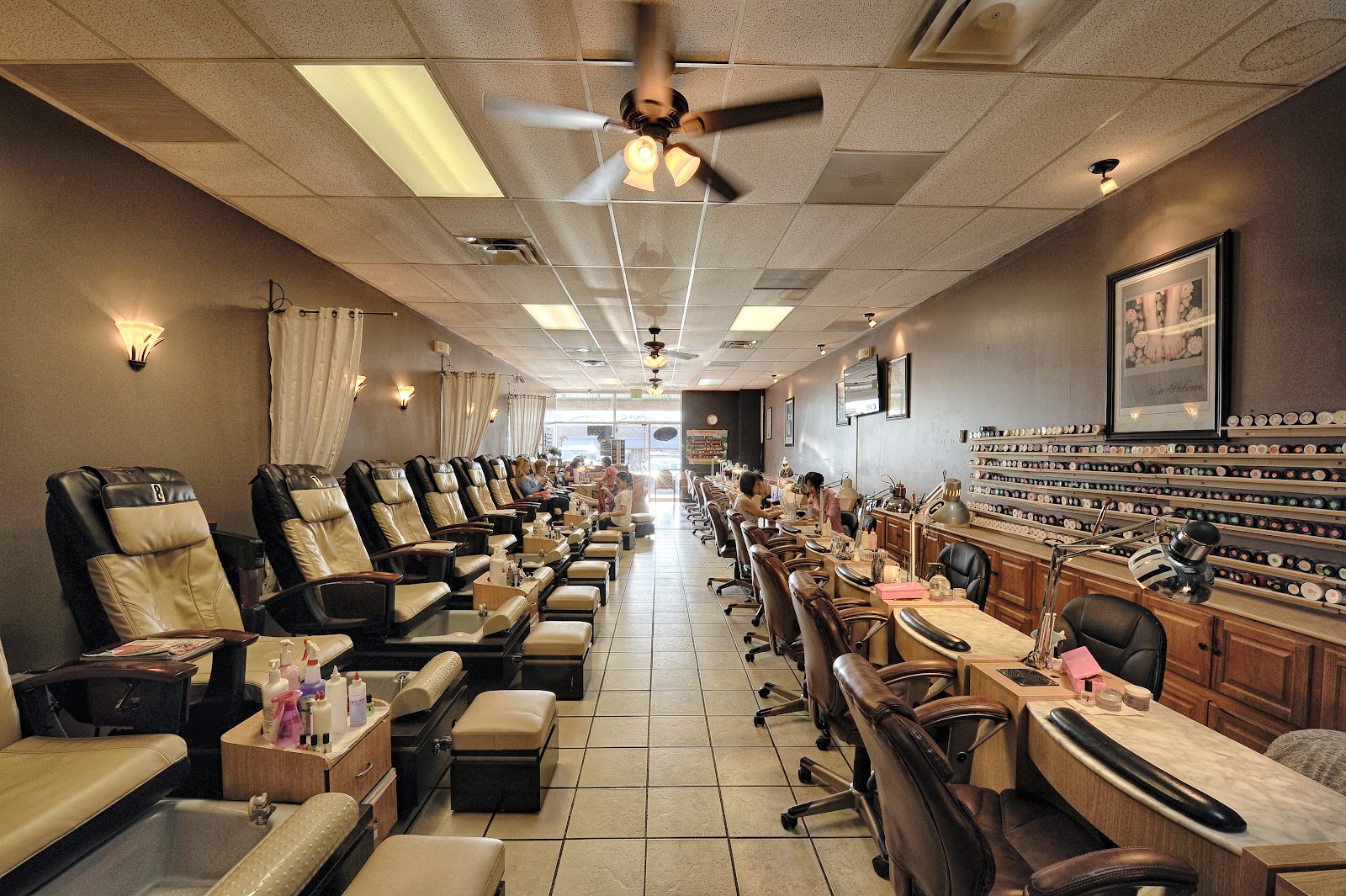 American Nails nail photo 4